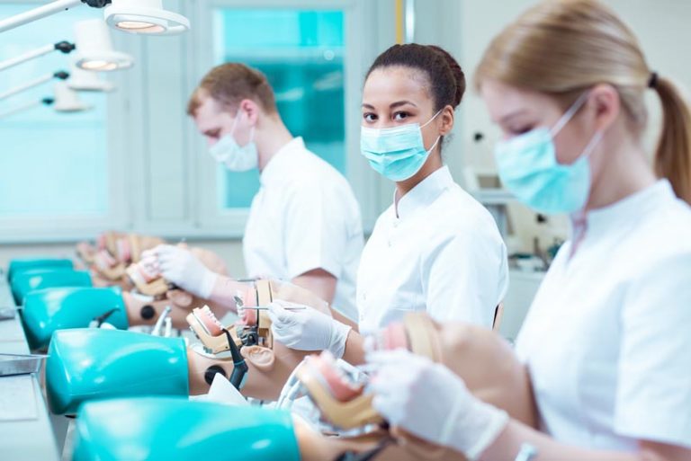 تحصیل ارزان دندانپزشکی در اروپا
