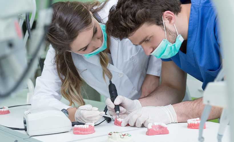 تحصیل دندانپزشکی در ایتالیا 