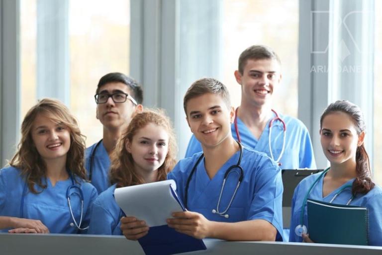 تحصیل در کالج پزشکی و پیش پزشکی در اروپا 2021